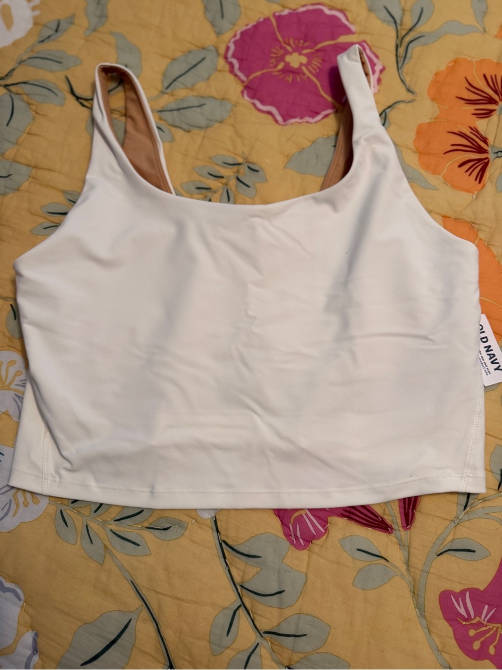 Old Navy Cream Scoop Neck Cropped Camisole/sports bra